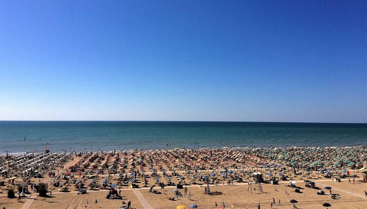 Giuliana - Appartamenti Bibione Exteriér fotografie